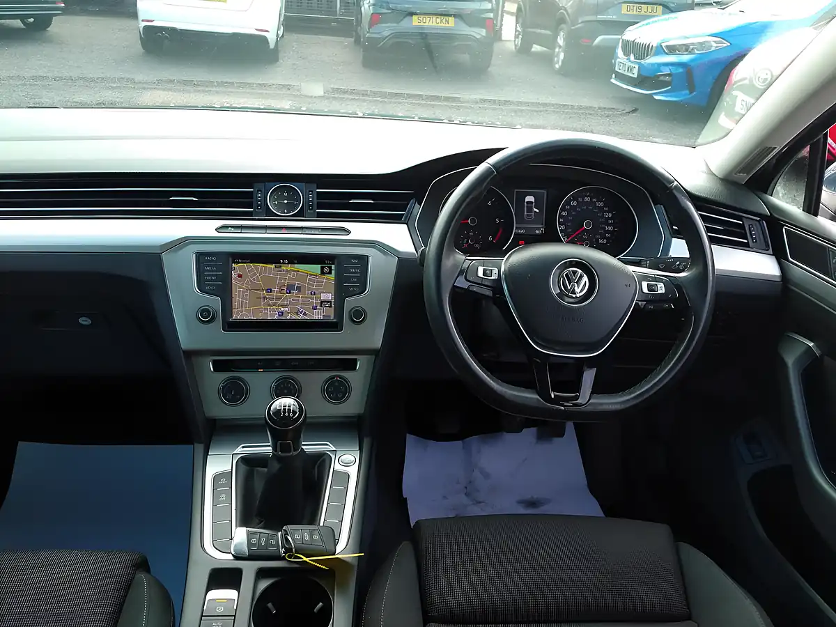 Used 2015 Volkswagen Passat Se Business Blue - Interior and Exterior details 13