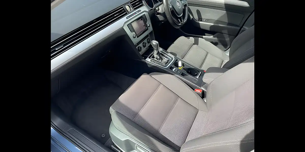 Used 2015 Volkswagen Passat Se Business Blue - Interior and Exterior details 10