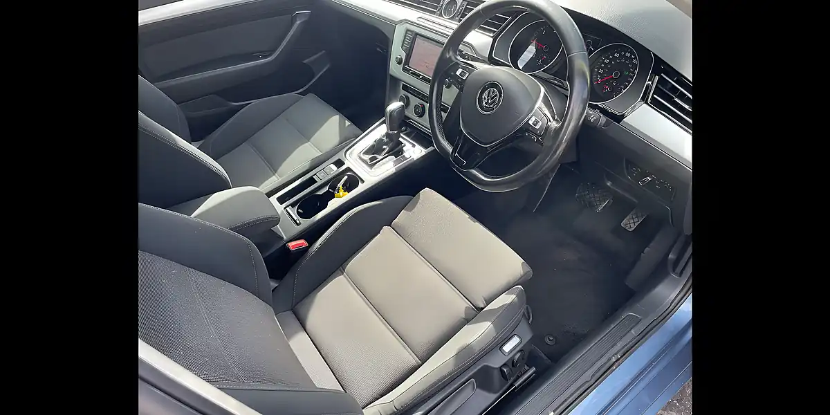 Used 2015 Volkswagen Passat Se Business Blue - Interior and Exterior details 13