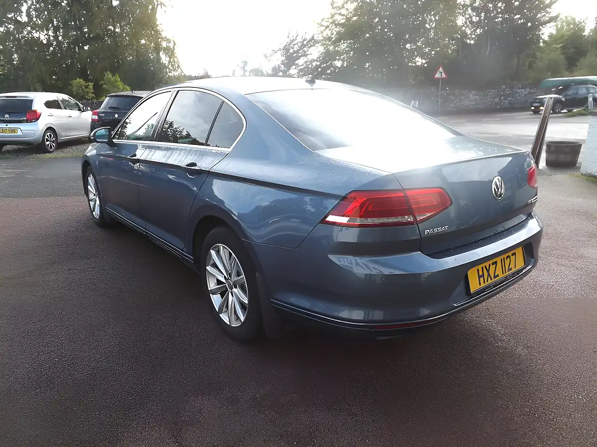 Used 2015 Volkswagen Passat Se Business Blue - Interior and Exterior details 5