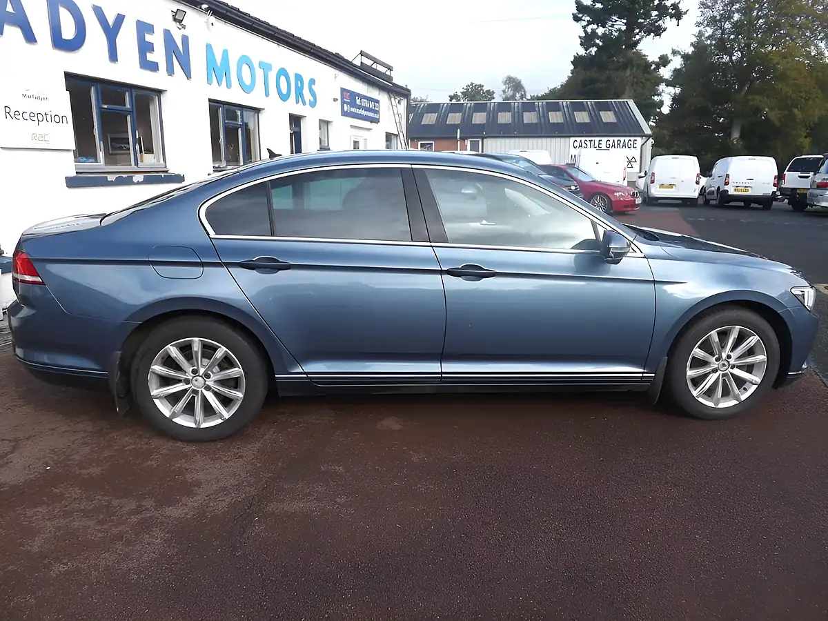 Used 2015 Volkswagen Passat Se Business Blue - Interior and Exterior details 8