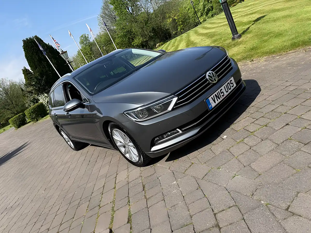 Used 2015 Volkswagen Passat Se Business Grey - Interior and Exterior details 11