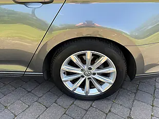 Used 2015 Volkswagen Passat Se Business Grey - Interior and Exterior details 12