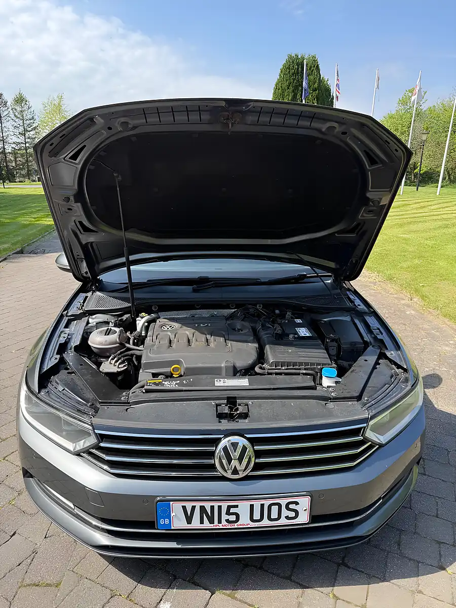 Used 2015 Volkswagen Passat Se Business Grey - Interior and Exterior details 20