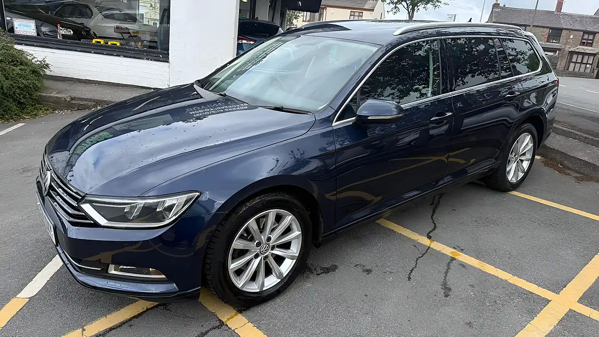 Used 2015 Volkswagen Passat Se Business Midnight Blue - Interior and Exterior details 14