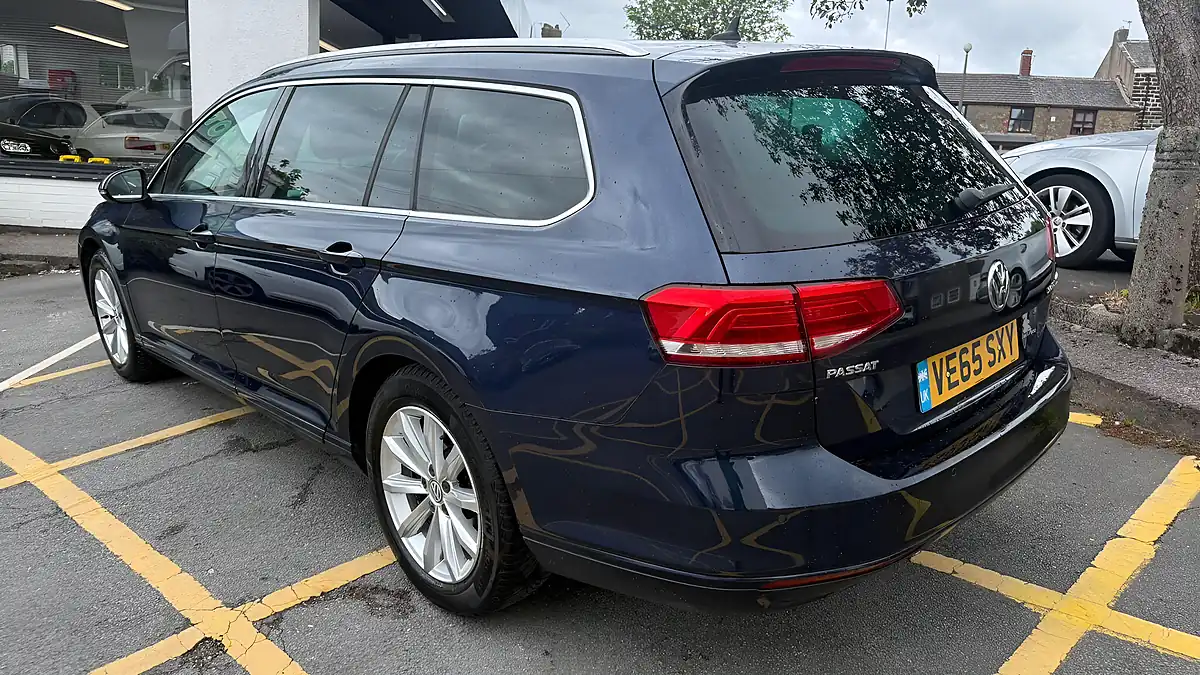 Used 2015 Volkswagen Passat Se Business Midnight Blue - Interior and Exterior details 15