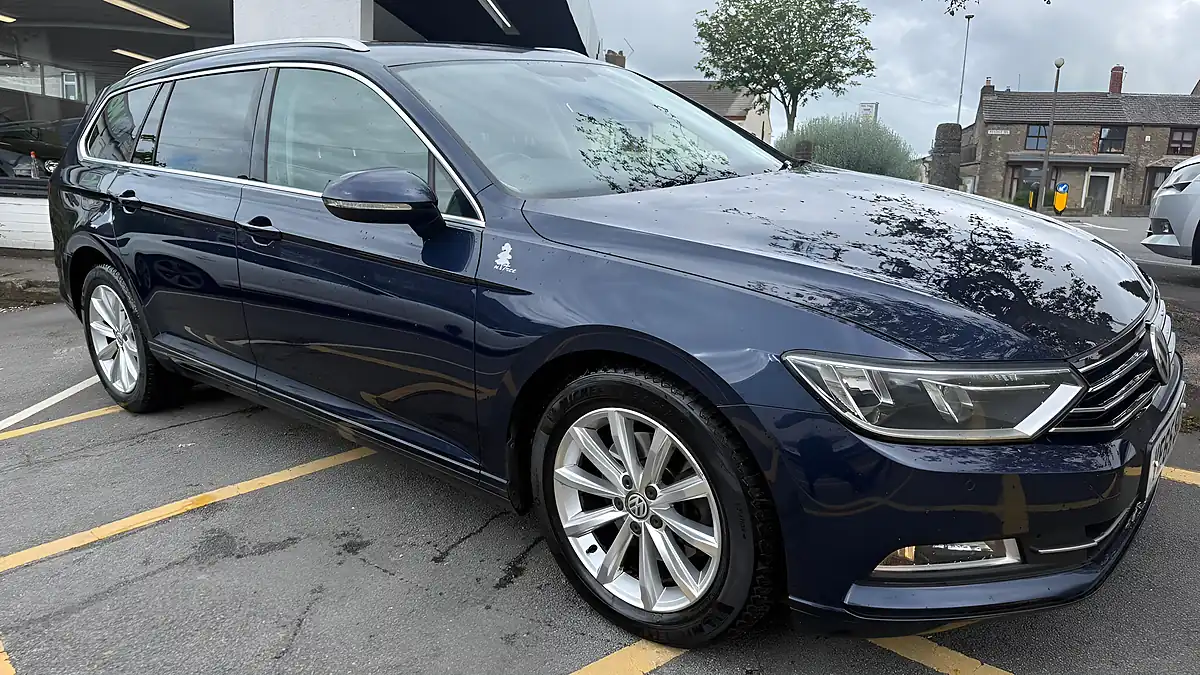 Used 2015 Volkswagen Passat Se Business Midnight Blue - Interior and Exterior details 5