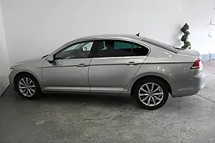 Used 2015 Volkswagen Passat Se Business Silver - Interior and Exterior details 7