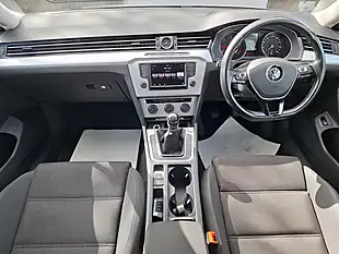 Used 2015 Volkswagen Passat Se Silver - Interior and Exterior details 10
