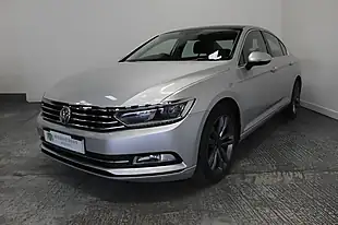Used 2015 Volkswagen Passat Se Silver - Interior and Exterior details 2