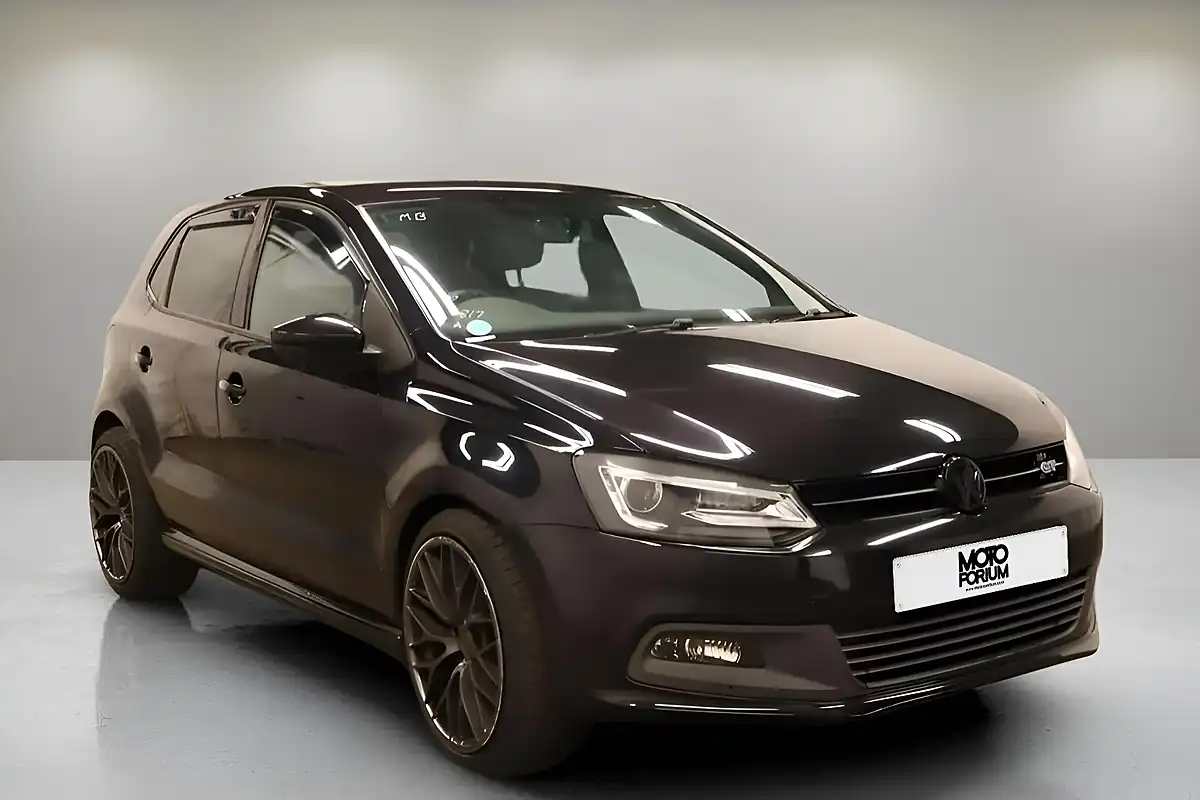 Used 2015 Volkswagen Polo Bluegt Black - Front View