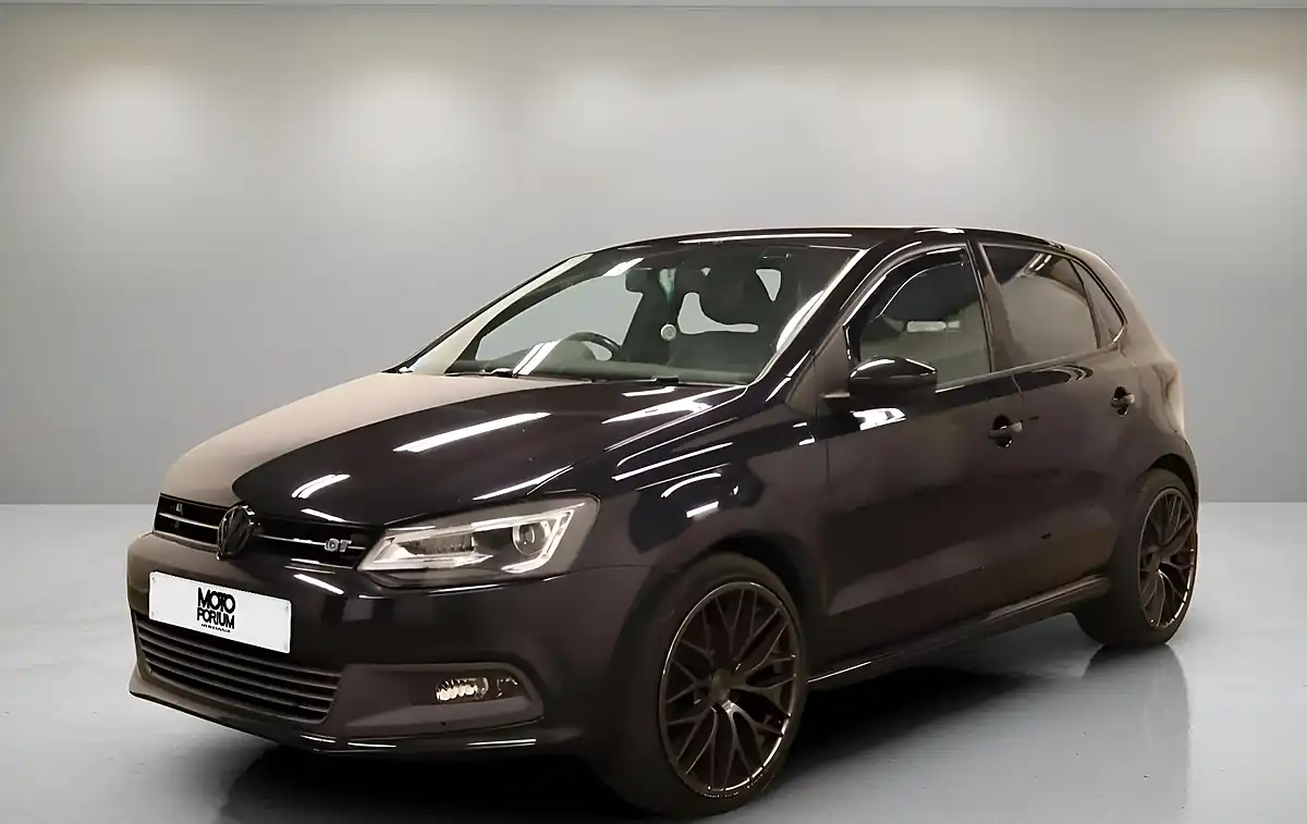 Used 2015 Volkswagen Polo Bluegt Black - Interior and Exterior details 2