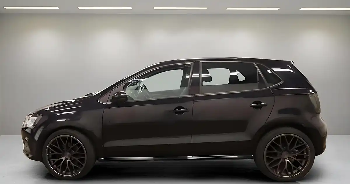 Used 2015 Volkswagen Polo Bluegt Black - Interior and Exterior details 4