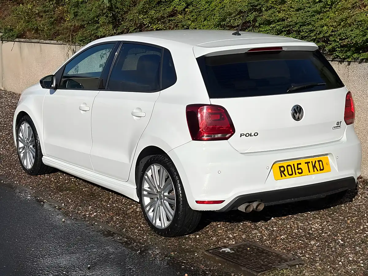 Used 2015 Volkswagen Polo Bluegt White - Interior and Exterior details 5