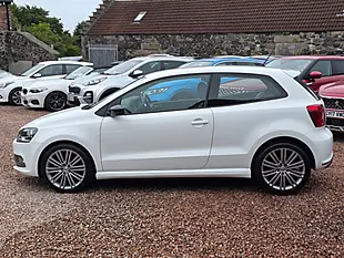 Used 2015 Volkswagen Polo Bluemotion Tech Bluegt White - Interior and Exterior details 14
