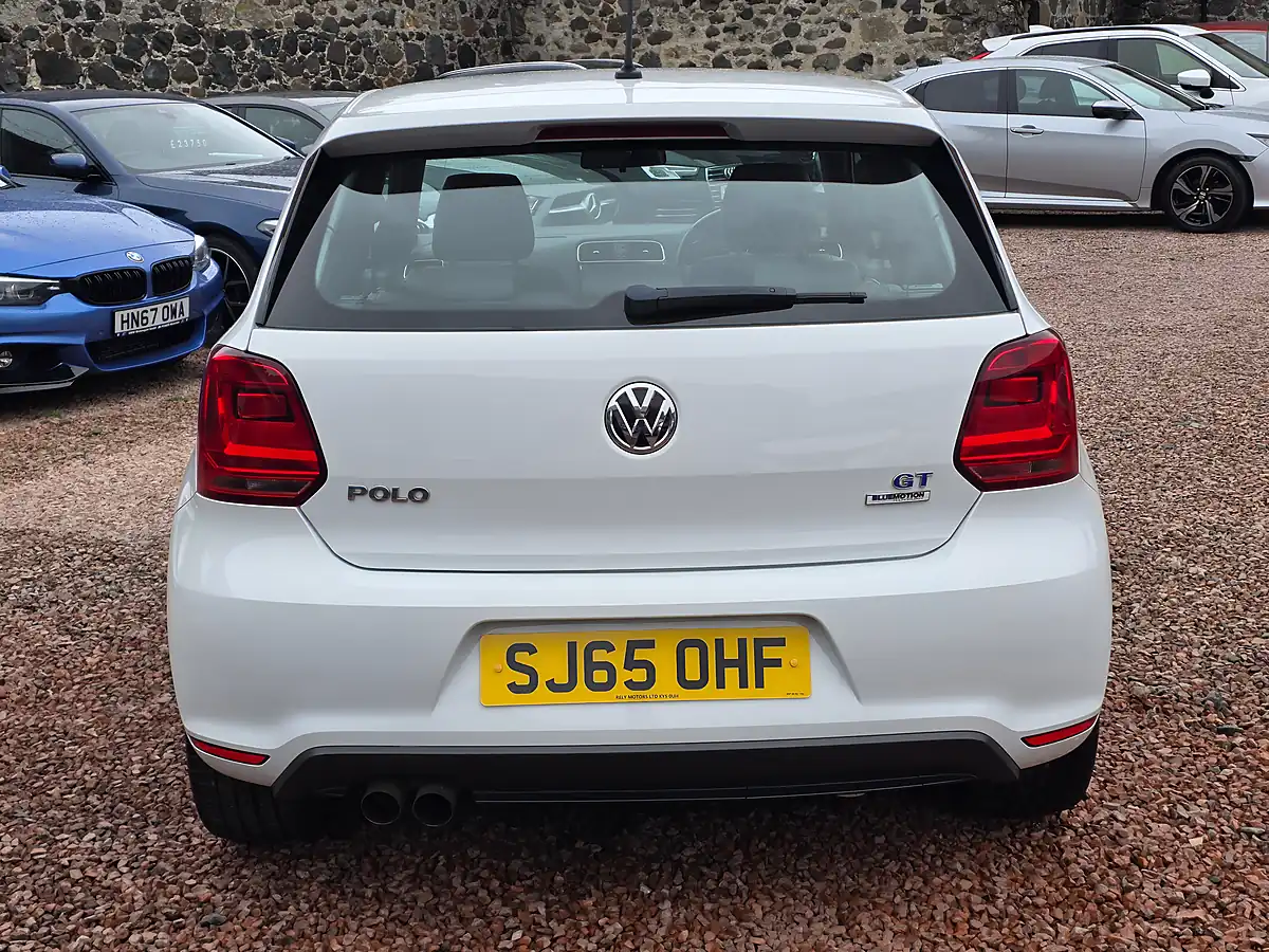 Used 2015 Volkswagen Polo Bluemotion Tech Bluegt White - Interior and Exterior details 17