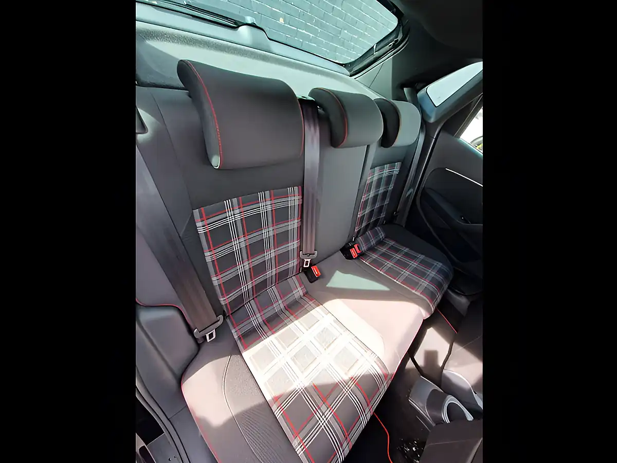 Used 2015 Volkswagen Polo Bluemotion Tech GTI Black - Interior and Exterior details 15