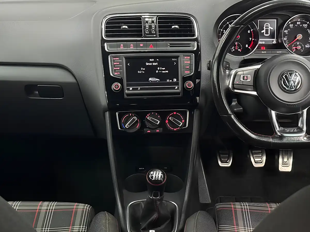 Used 2015 Volkswagen Polo Bluemotion Tech GTI Blue - Interior and Exterior details 16