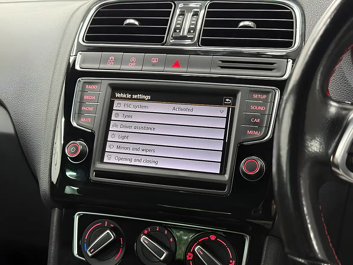 Used 2015 Volkswagen Polo Bluemotion Tech GTI Blue - Interior and Exterior details 20