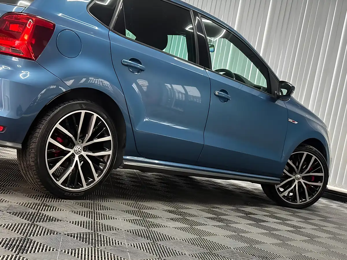 Used 2015 Volkswagen Polo Bluemotion Tech GTI Blue - Interior and Exterior details 9