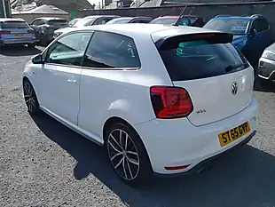 Used 2015 Volkswagen Polo Bluemotion Tech GTI White - Interior and Exterior details 5