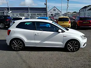 Used 2015 Volkswagen Polo Bluemotion Tech GTI White - Interior and Exterior details 9