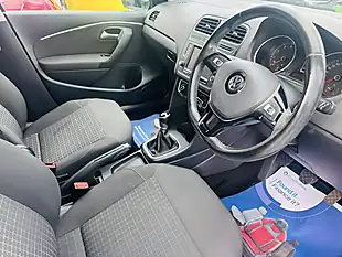 Used 2015 Volkswagen Polo Bluemotion Tech Se Black - Interior and Exterior details 5