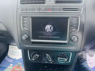 Used 2015 Volkswagen Polo Bluemotion Tech Se Black - Interior and Exterior details 9