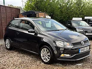 Used 2015 Volkswagen Polo Bluemotion Tech Se Black - Interior and Exterior details 5