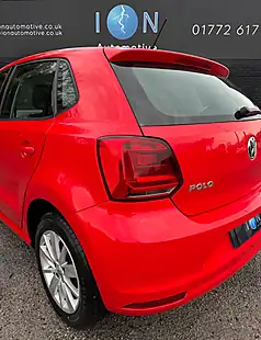Used 2015 Volkswagen Polo Bluemotion Tech Se Flash Red - Interior and Exterior details 10