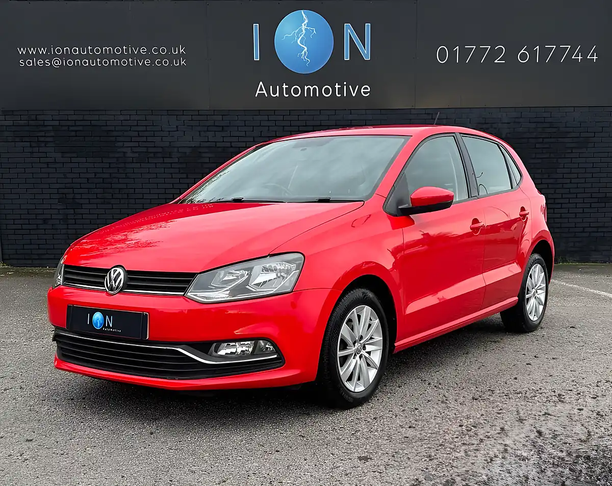 Used 2015 Volkswagen Polo Bluemotion Tech Se Flash Red - Interior and Exterior details 11