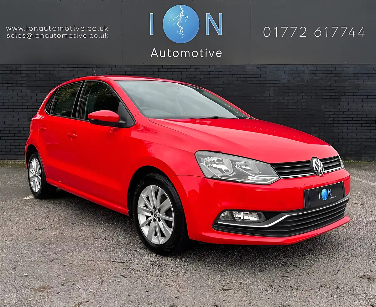 Used 2015 Volkswagen Polo Bluemotion Tech Se Flash Red - Interior and Exterior details 15