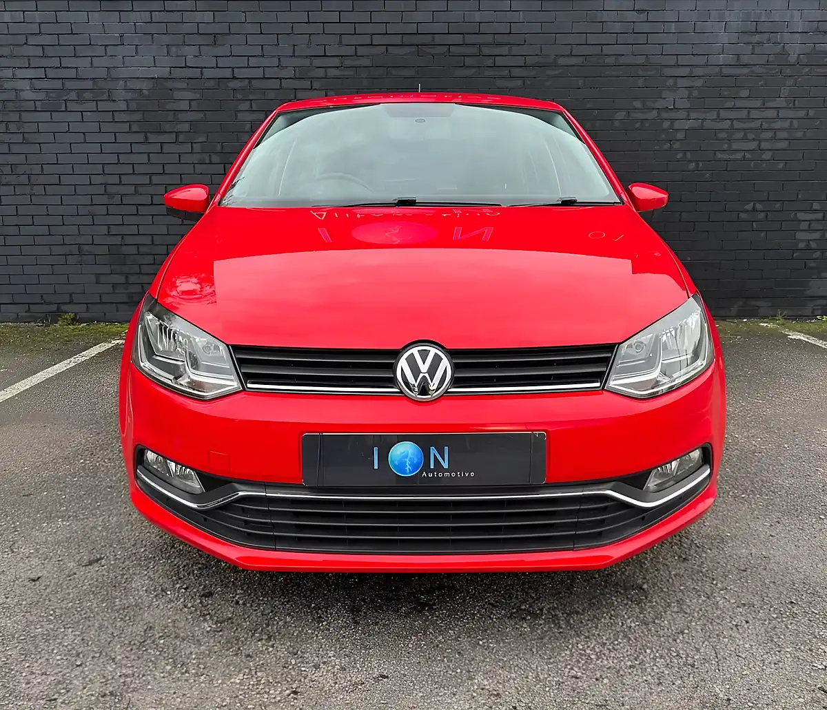 Used 2015 Volkswagen Polo Bluemotion Tech Se Flash Red - Interior and Exterior details 16