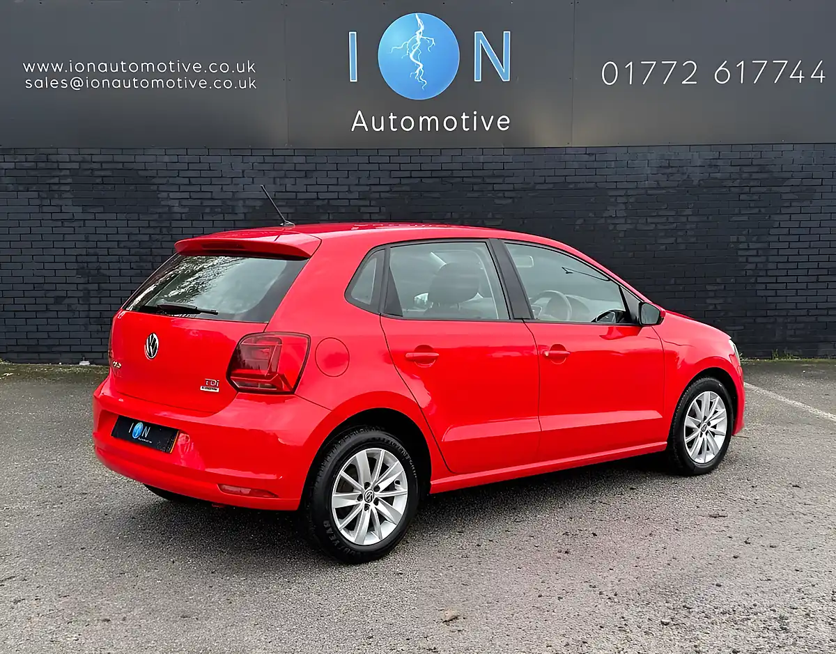 Used 2015 Volkswagen Polo Bluemotion Tech Se Flash Red - Interior and Exterior details 2