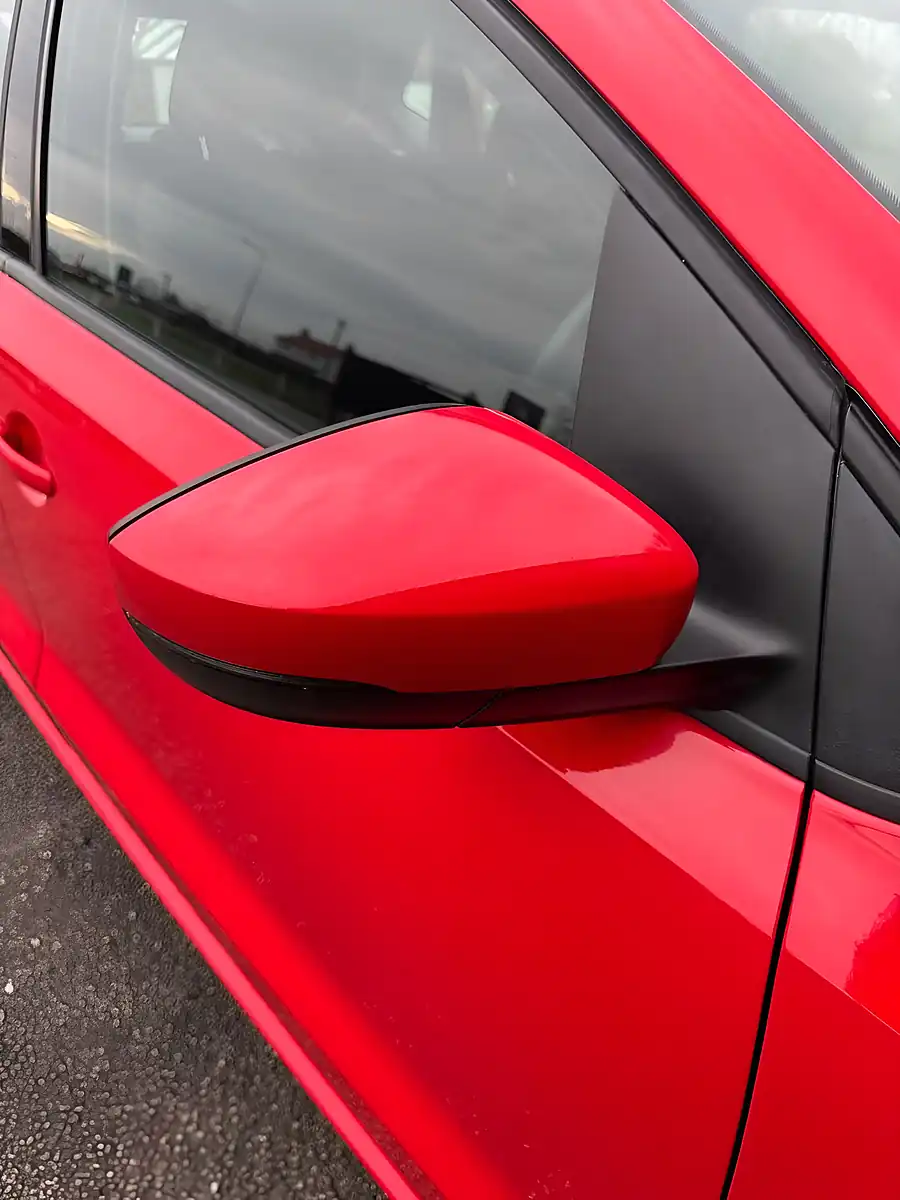 Used 2015 Volkswagen Polo Bluemotion Tech Se Flash Red - Interior and Exterior details 7