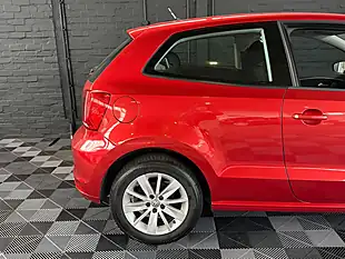 Used 2015 Volkswagen Polo Bluemotion Tech Se - Interior and Exterior details 14