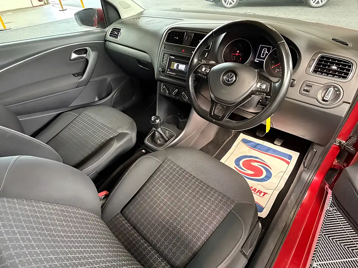 Used 2015 Volkswagen Polo Bluemotion Tech Se - Interior and Exterior details 2
