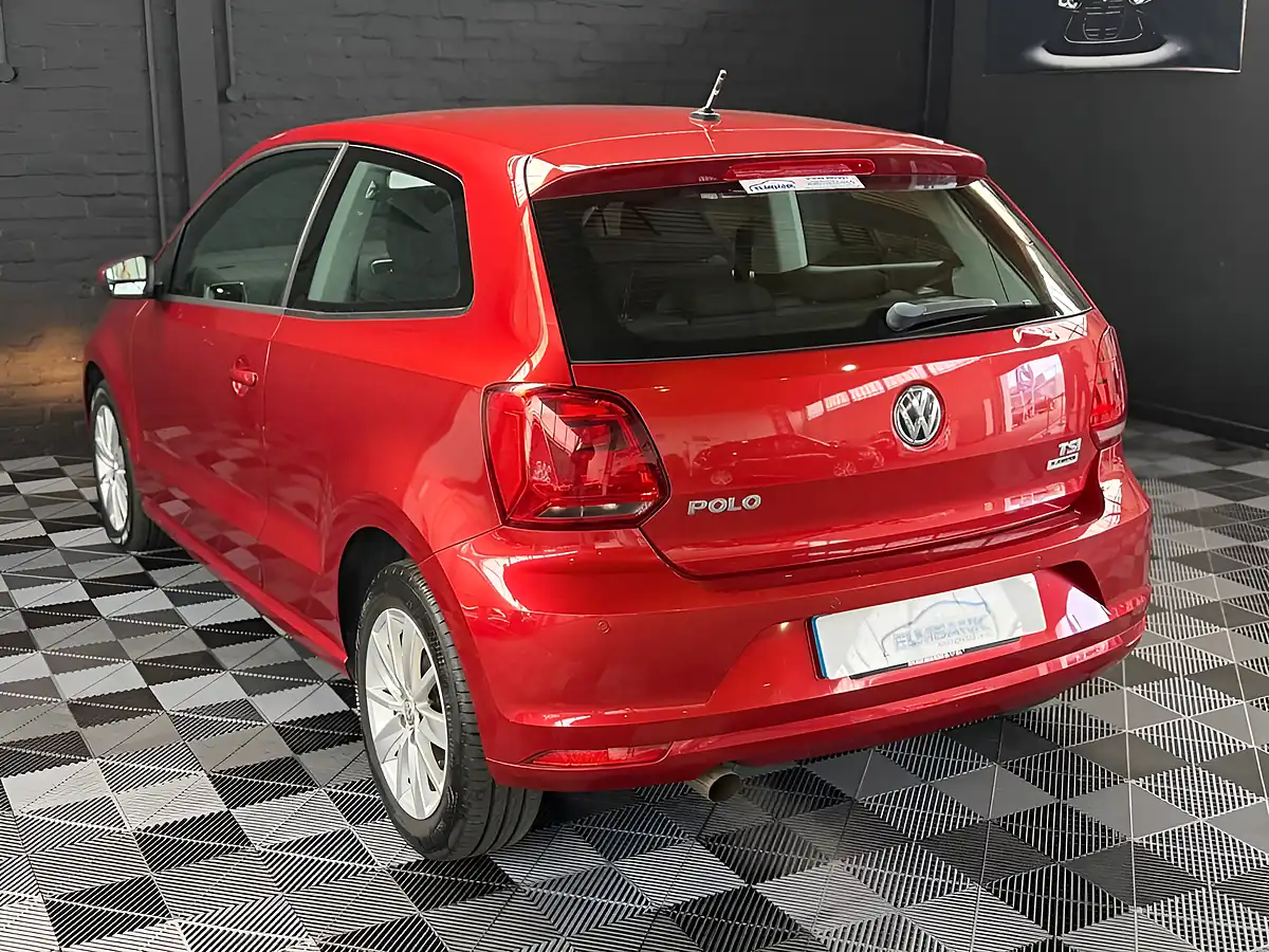 Used 2015 Volkswagen Polo Bluemotion Tech Se - Interior and Exterior details 20