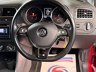 Used 2015 Volkswagen Polo Bluemotion Tech Se - Interior and Exterior details 4