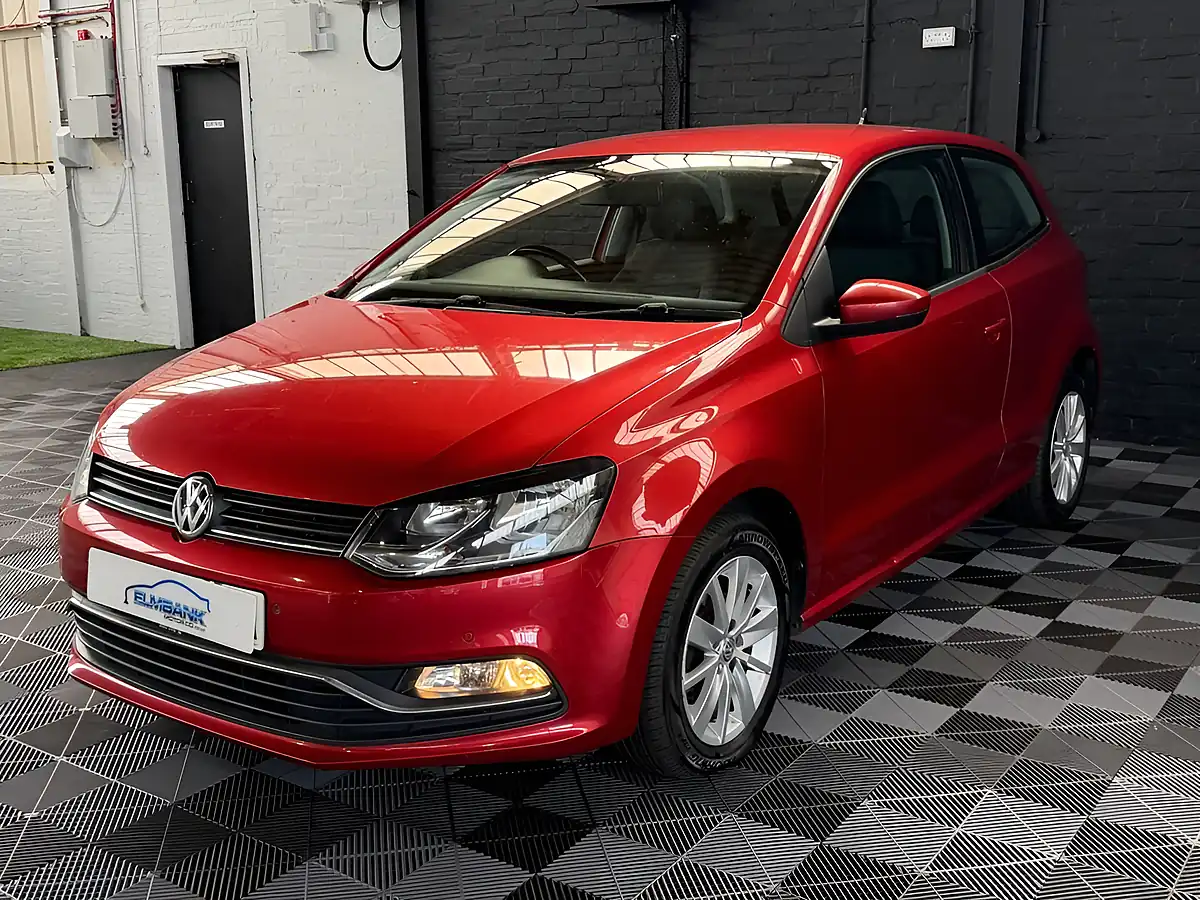 Used 2015 Volkswagen Polo Bluemotion Tech Se - Interior and Exterior details 7