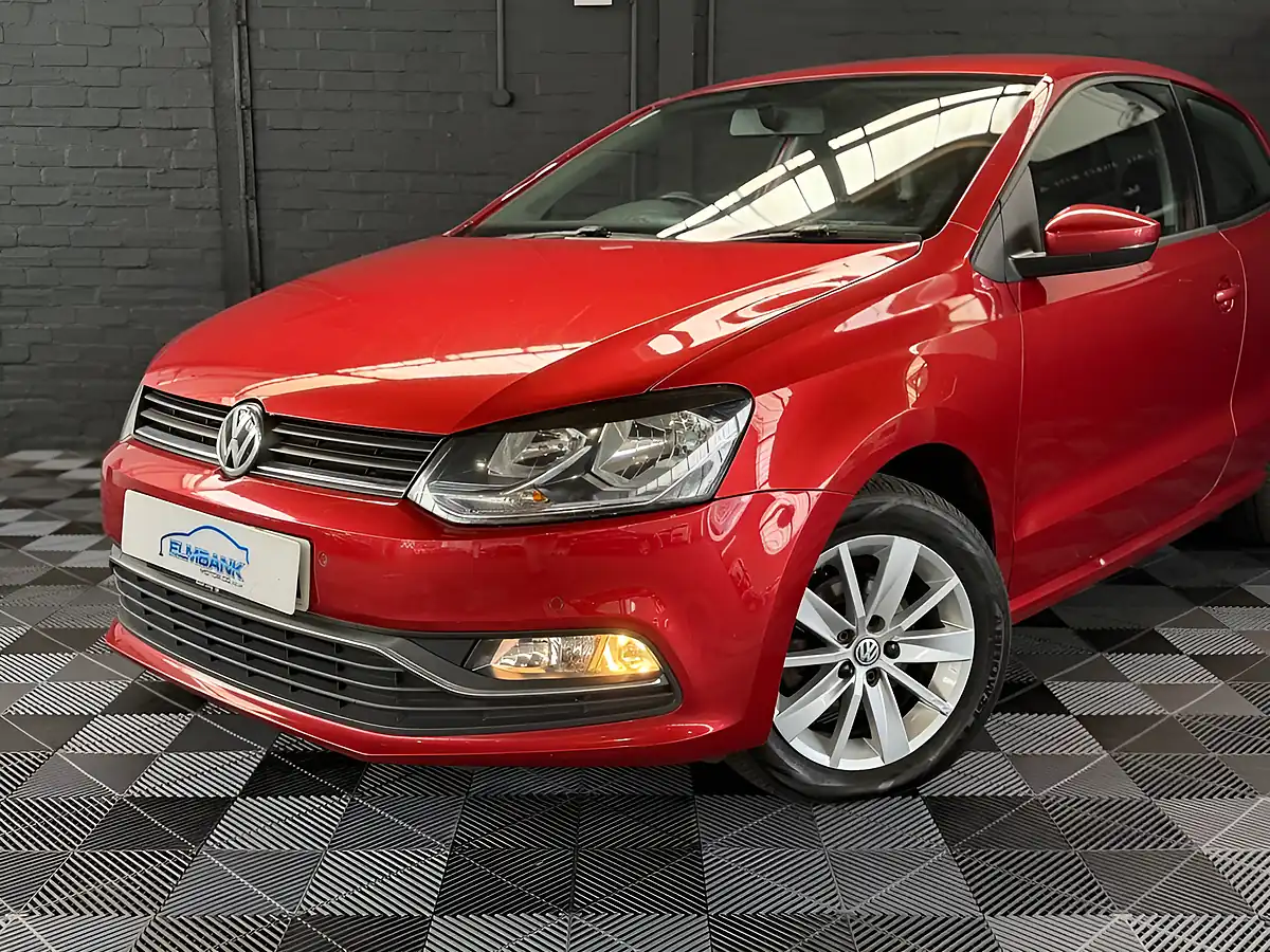 Used 2015 Volkswagen Polo Bluemotion Tech Se - Interior and Exterior details 9