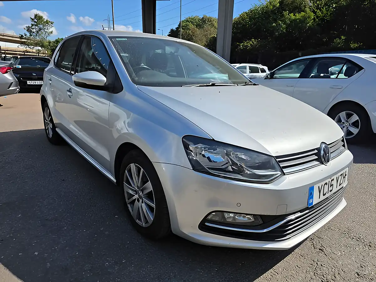 Used 2015 Volkswagen Polo Bluemotion Tech Se Silver - Interior and Exterior details 2