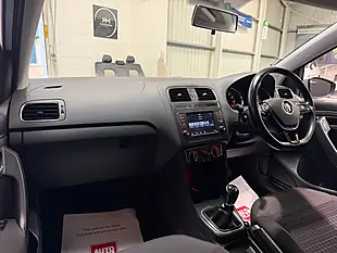Used 2015 Volkswagen Polo Bluemotion Tech Se Silver - Interior and Exterior details 14