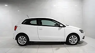 Used 2015 Volkswagen Polo Bluemotion Tech Se White - Interior and Exterior details 6