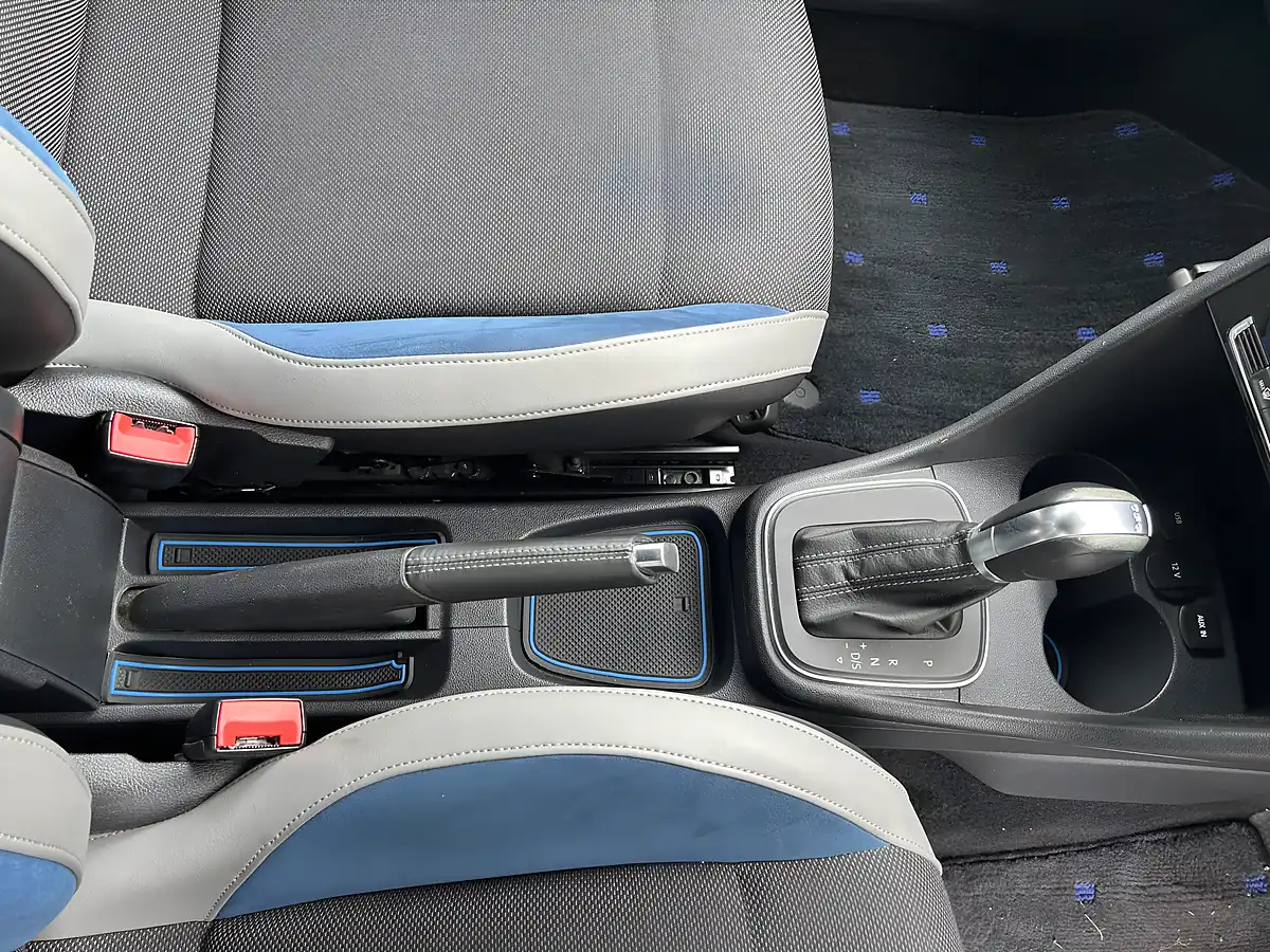Used 2015 Volkswagen Polo GT Blue - Interior and Exterior details 10