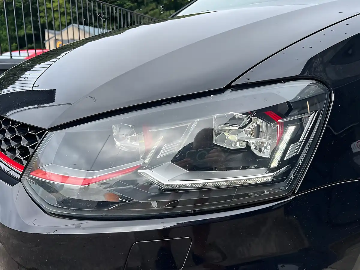 Used 2015 Volkswagen Polo GTI Black - Interior and Exterior details 10