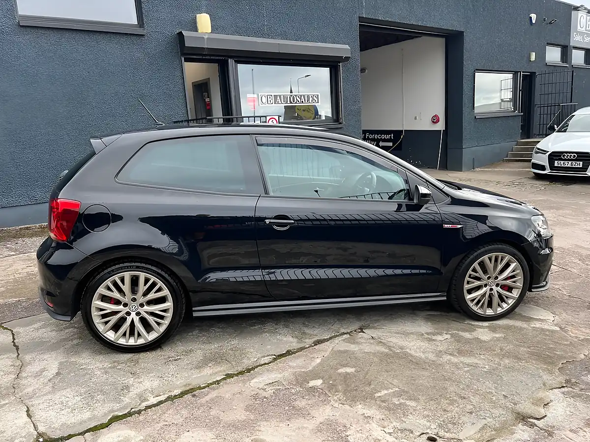 Used 2015 Volkswagen Polo GTI Black - Interior and Exterior details 3