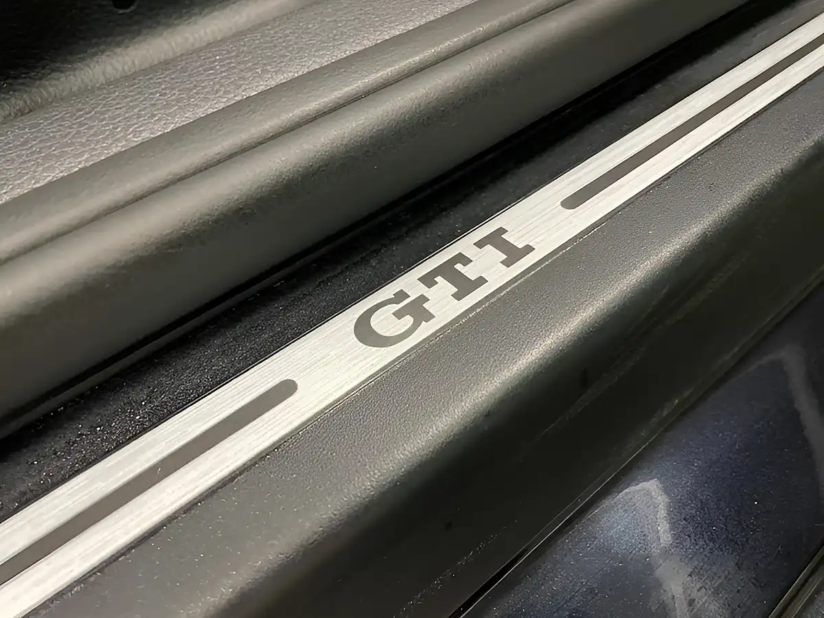 Used 2015 Volkswagen Polo GTI Bluemotion Tech Black - Interior and Exterior details 15