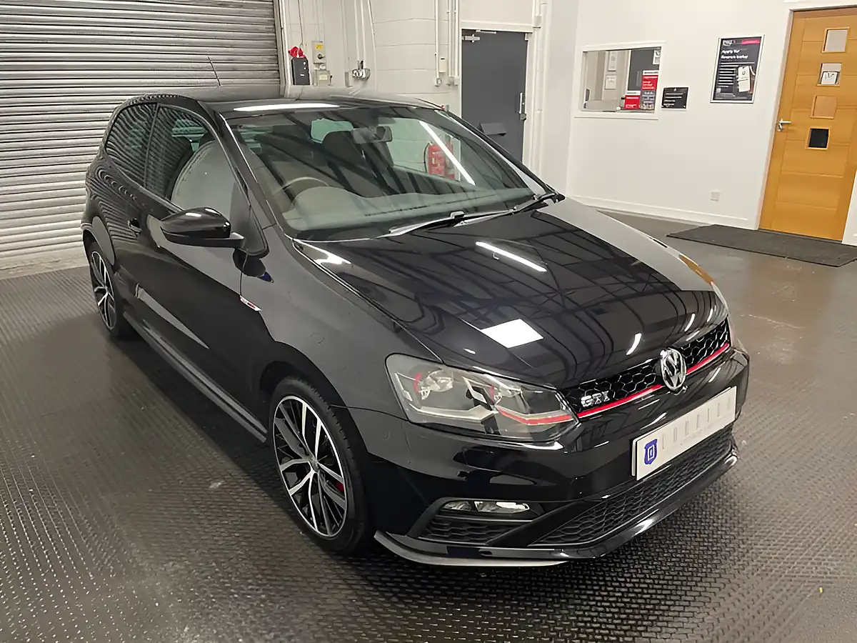 Used 2015 Volkswagen Polo GTI Bluemotion Tech Black - Interior and Exterior details 7
