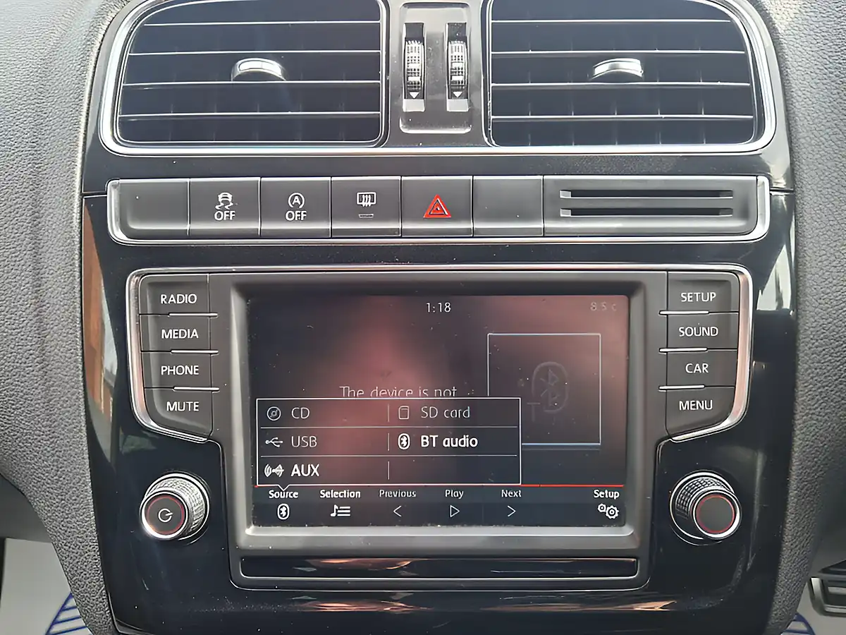 Used 2015 Volkswagen Polo GTI Bluemotion Tech Red - Interior and Exterior details 14